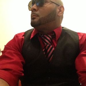 Meet your Posher, Herminio